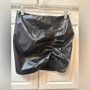 SHEIN Black Faux Leather Gathered Mini Skirt